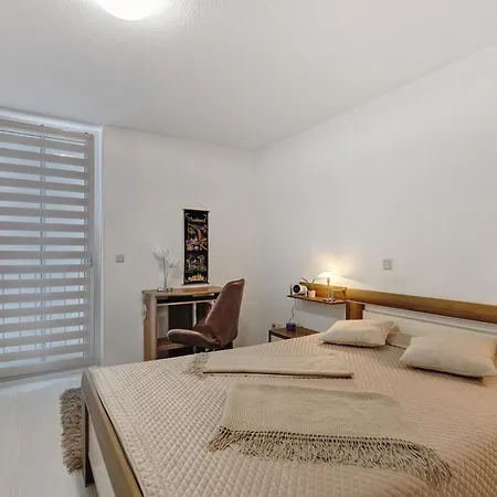 Eva Apartmán *